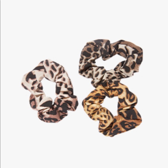 Fabfitfun Hair/Lip/Face bundle - Picture 2 of 10